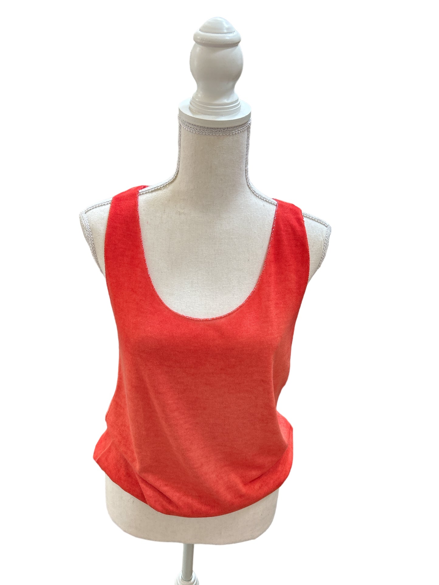 Summer tank top with silver accent